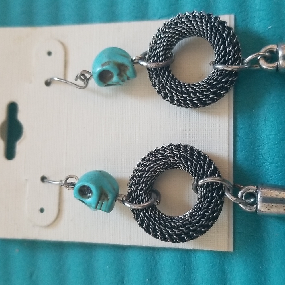 Earrings - Picture 2 of 2